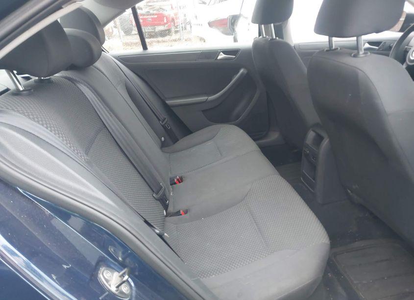 Photo 8 of 2013 Volkswagen Jetta 2.0L S (VIN 3VW2K7AJ3DM310632)