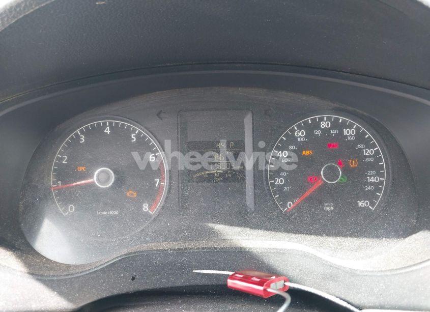 Photo 7 of 2013 Volkswagen Jetta 2.0L S (VIN 3VW2K7AJ3DM367526)