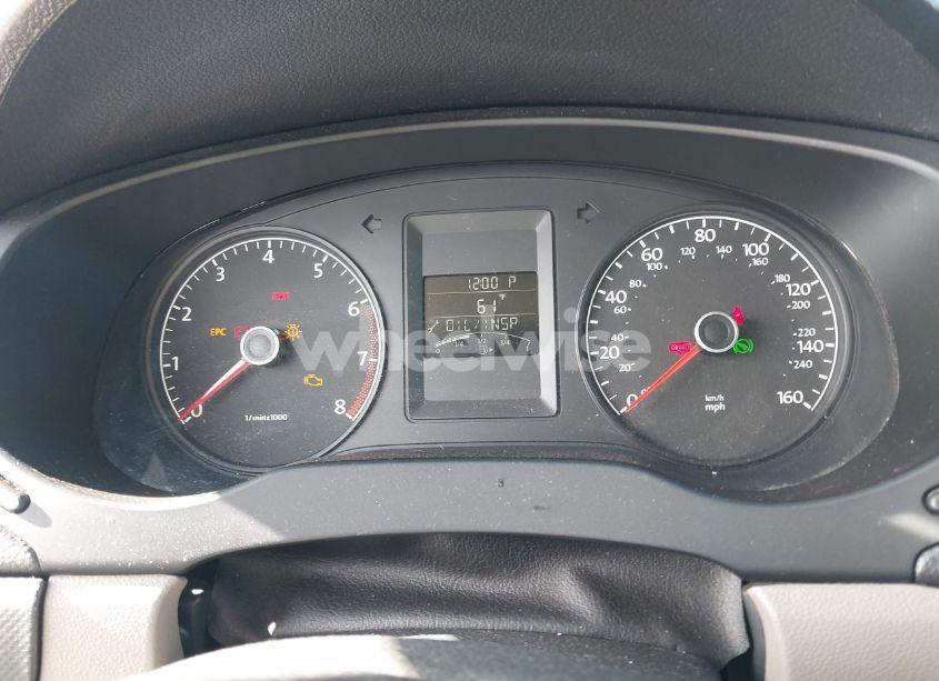 Photo 7 of 2014 Volkswagen Jetta 2.0L S (VIN 3VW2K7AJ3EM207910)