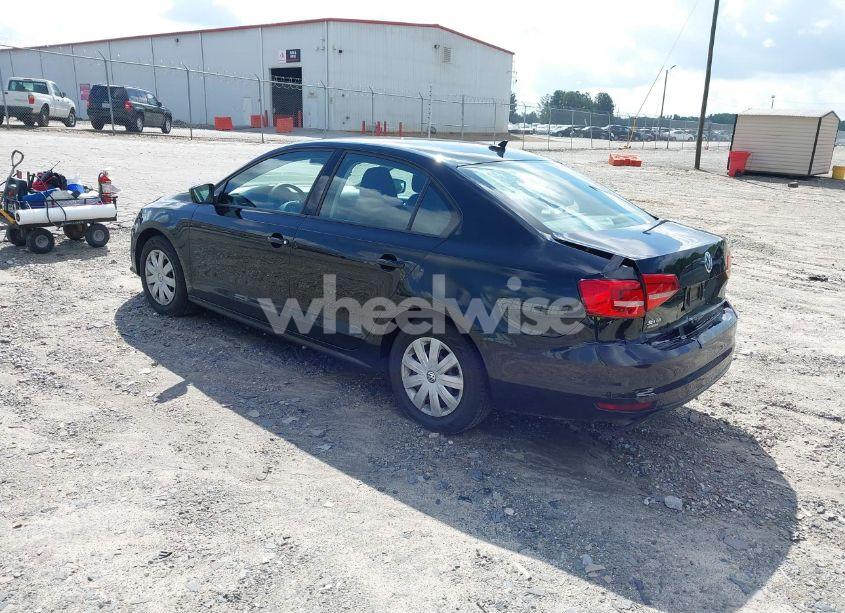 Photo 3 of 2015 Volkswagen Jetta 2.0L S (VIN 3VW2K7AJ3FM296508)