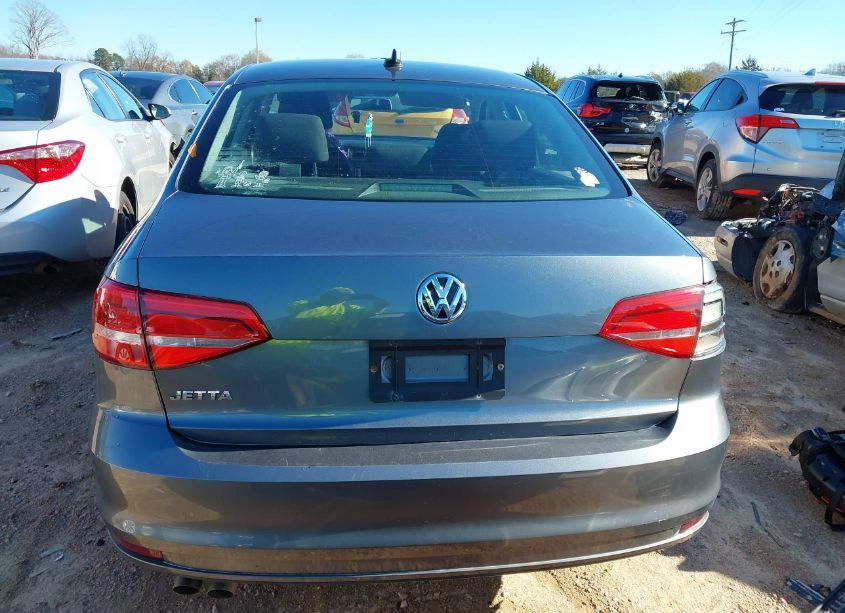 Photo 16 of 2015 Volkswagen Jetta 2.0L S (VIN 3VW2K7AJ3FM297724)