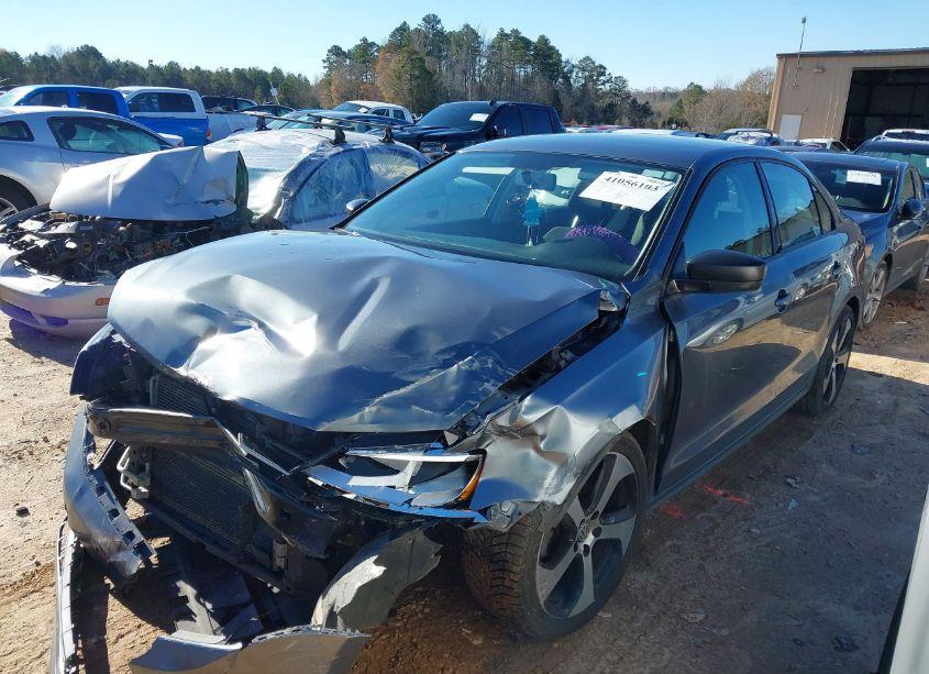 Photo 2 of 2015 Volkswagen Jetta 2.0L S (VIN 3VW2K7AJ3FM297724)