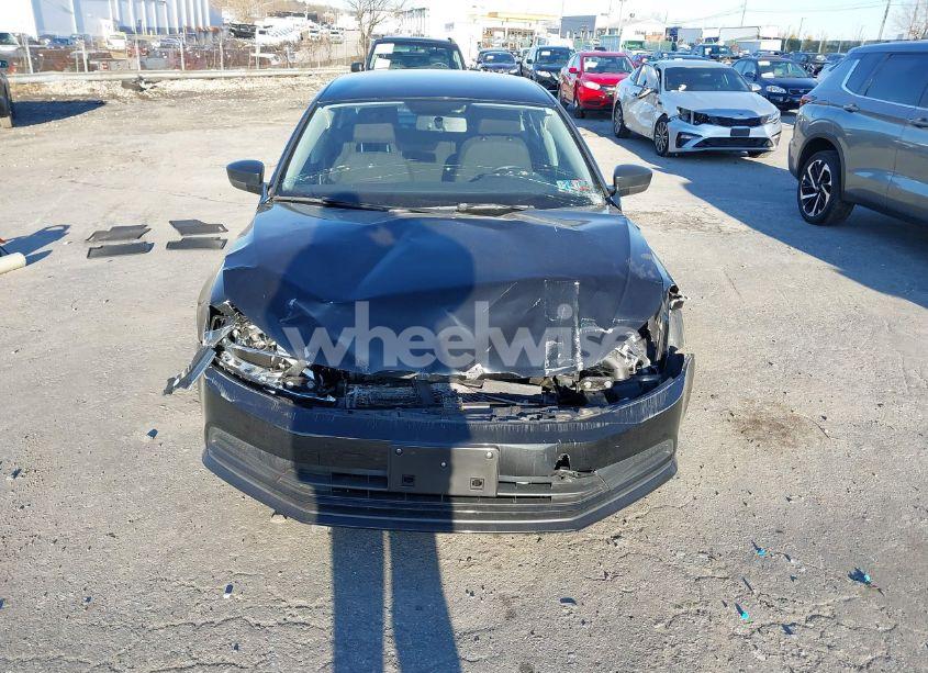 Photo 12 of 2015 Volkswagen Jetta 2.0L S (VIN 3VW2K7AJ3FM425315)