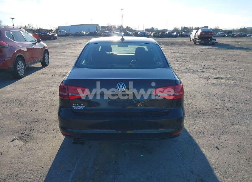 Photo 16 of 2015 Volkswagen Jetta 2.0L S (VIN 3VW2K7AJ3FM425315)