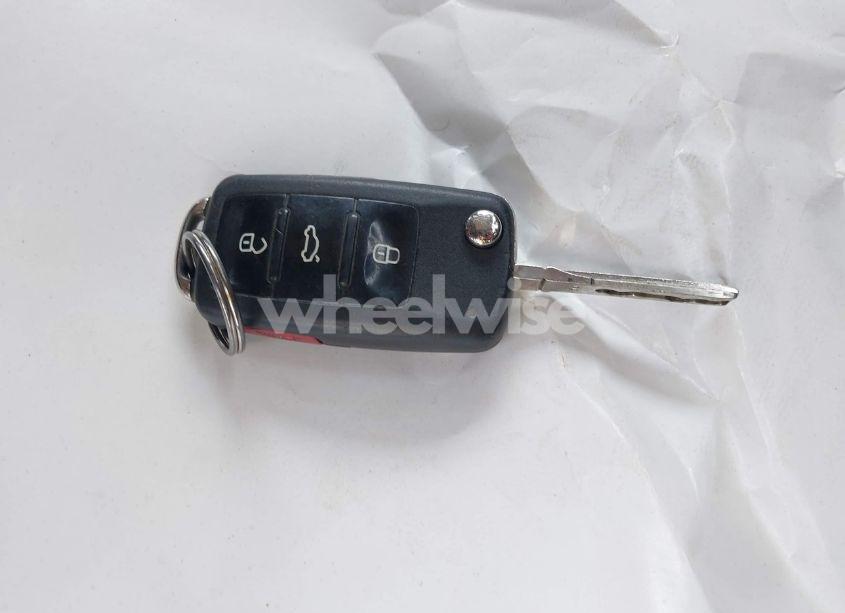 Photo 11 of 2011 Volkswagen Jetta 2.0L BASE/2.0L S (VIN 3VW2K7AJ4BM391069)