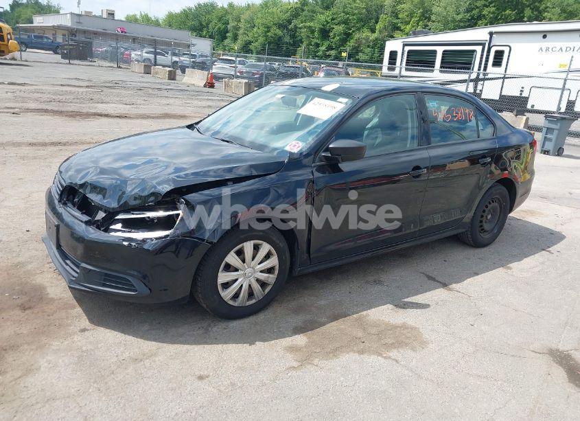 Photo 2 of 2011 Volkswagen Jetta 2.0L BASE/2.0L S (VIN 3VW2K7AJ4BM391069)