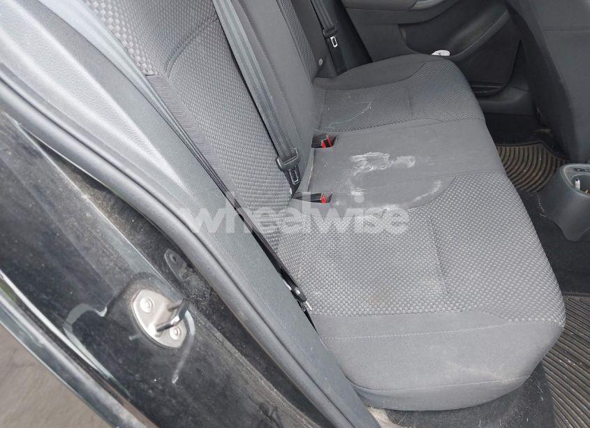 Photo 8 of 2011 Volkswagen Jetta 2.0L BASE/2.0L S (VIN 3VW2K7AJ4BM391069)