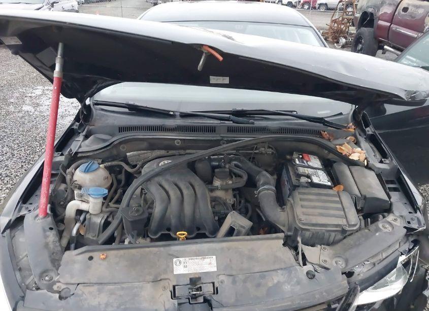 Photo 10 of 2012 Volkswagen Jetta 2.0L S (VIN 3VW2K7AJ4CM309956)