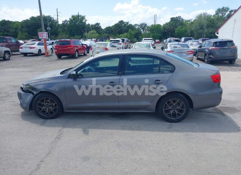 Photo 14 of 2012 Volkswagen Jetta 2.0L S (VIN 3VW2K7AJ4CM402220)