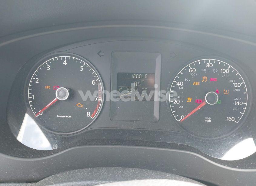 Photo 7 of 2012 Volkswagen Jetta 2.0L S (VIN 3VW2K7AJ4CM402220)