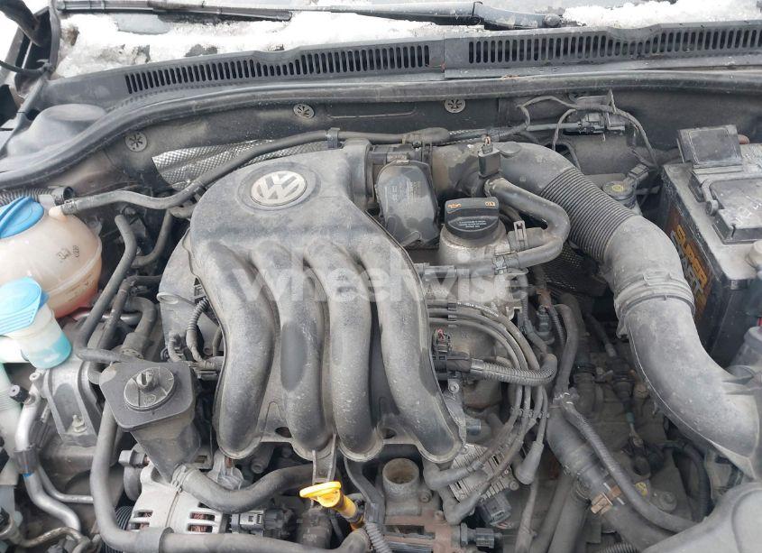 Photo 10 of 2013 Volkswagen Jetta 2.0L S (VIN 3VW2K7AJ4DM214606)