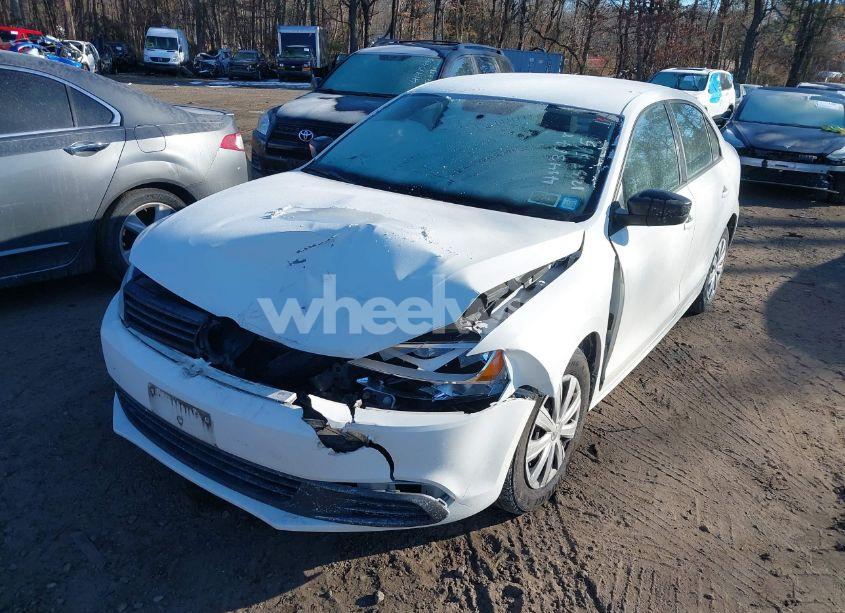 Photo 6 of 2013 Volkswagen Jetta 2.0L BASE/2.0L S (VIN 3VW2K7AJ4DM313894)