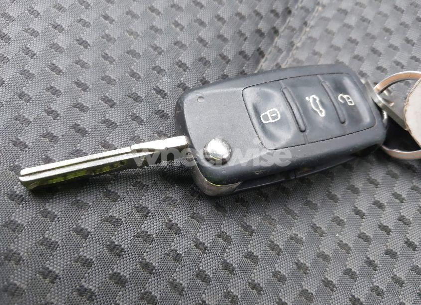 Photo 11 of 2013 Volkswagen Jetta 2.0L S (VIN 3VW2K7AJ4DM451385)