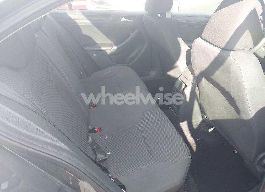 Photo 8 of 2014 Volkswagen Jetta 2.0L S (VIN 3VW2K7AJ4EM367021)