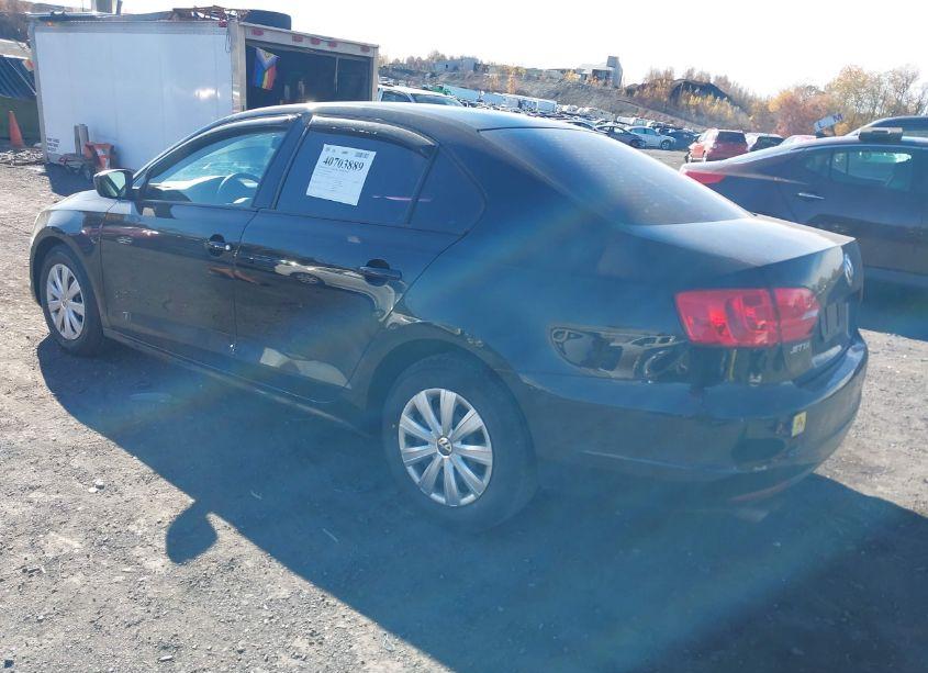 Photo 3 of 2014 Volkswagen Jetta 2.0L S (VIN 3VW2K7AJ4EM405590)