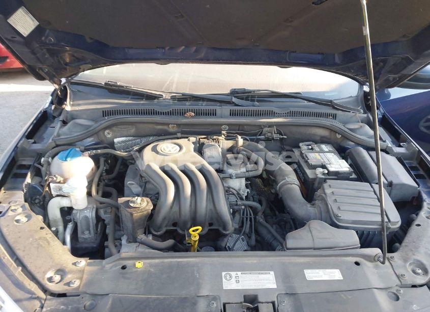 Photo 10 of 2014 Volkswagen Jetta 2.0L S (VIN 3VW2K7AJ4EM438184)