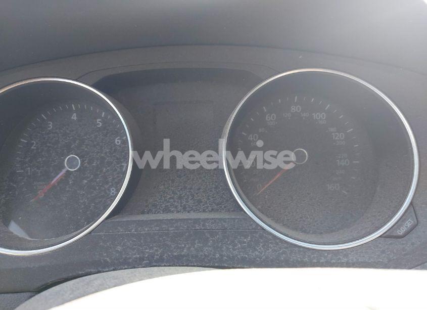 Photo 7 of 2015 Volkswagen Jetta 2.0L S (VIN 3VW2K7AJ4FM269107)