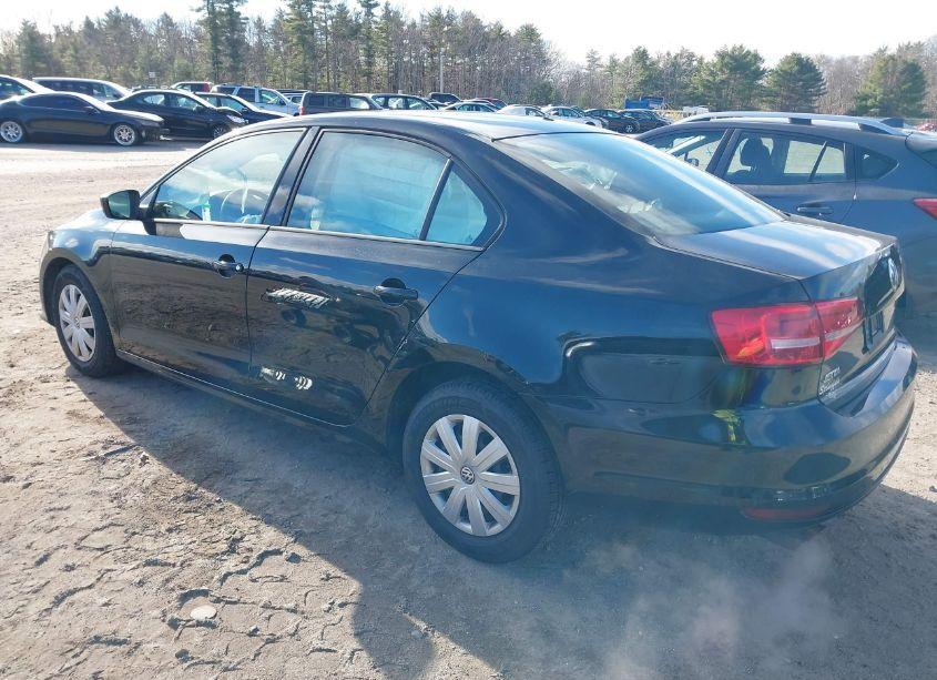 Photo 3 of 2015 Volkswagen Jetta 2.0L S (VIN 3VW2K7AJ4FM339379)