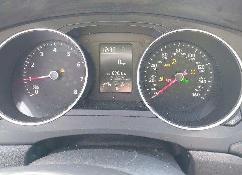 Photo 7 of 2015 Volkswagen Jetta 2.0L S (VIN 3VW2K7AJ4FM339379)