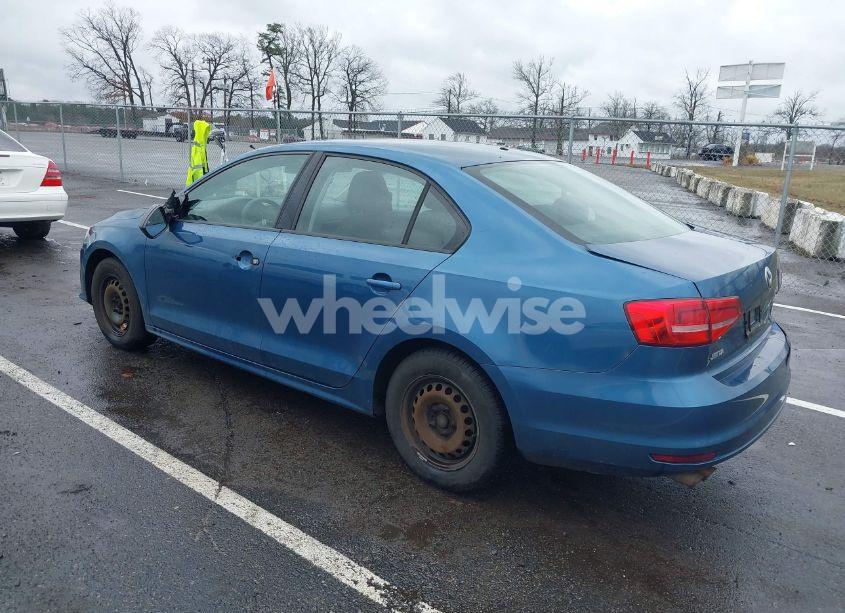 Photo 3 of 2015 Volkswagen Jetta 2.0L S (VIN 3VW2K7AJ4FM400682)