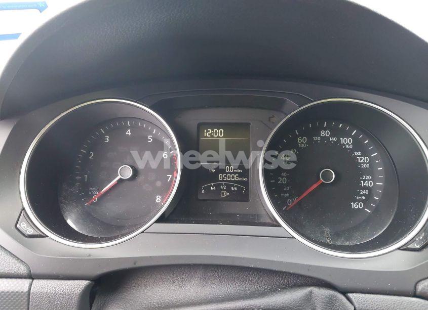 Photo 7 of 2015 Volkswagen Jetta 2.0L S (VIN 3VW2K7AJ4FM402870)