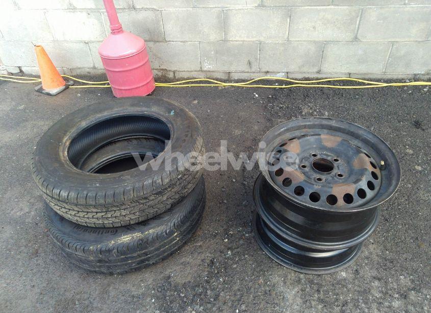 Photo 12 of 2012 Volkswagen Jetta 2.0L S (VIN 3VW2K7AJ5CM307665)