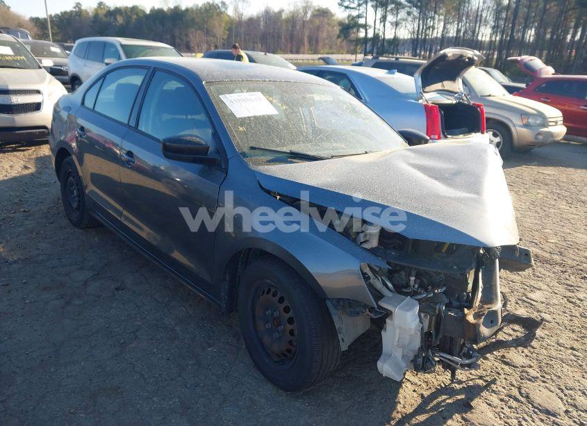 2012 Volkswagen Jetta 2.0L S (VIN 3VW2K7AJ5CM321646) main photo