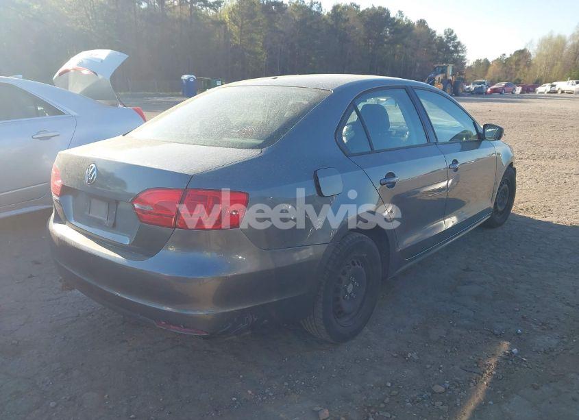 Photo 4 of 2012 Volkswagen Jetta 2.0L S (VIN 3VW2K7AJ5CM321646)