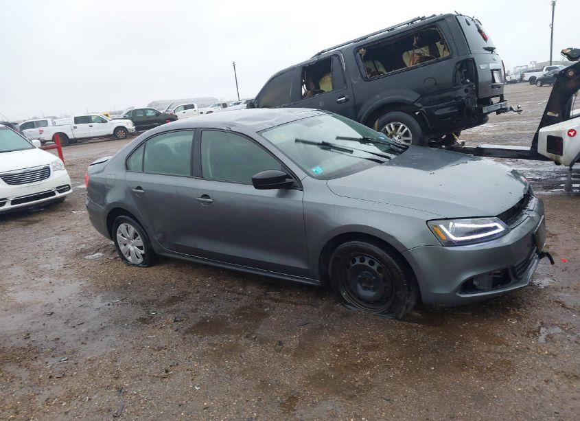 2012 Volkswagen Jetta 2.0L S (VIN 3VW2K7AJ5CM347812) main photo