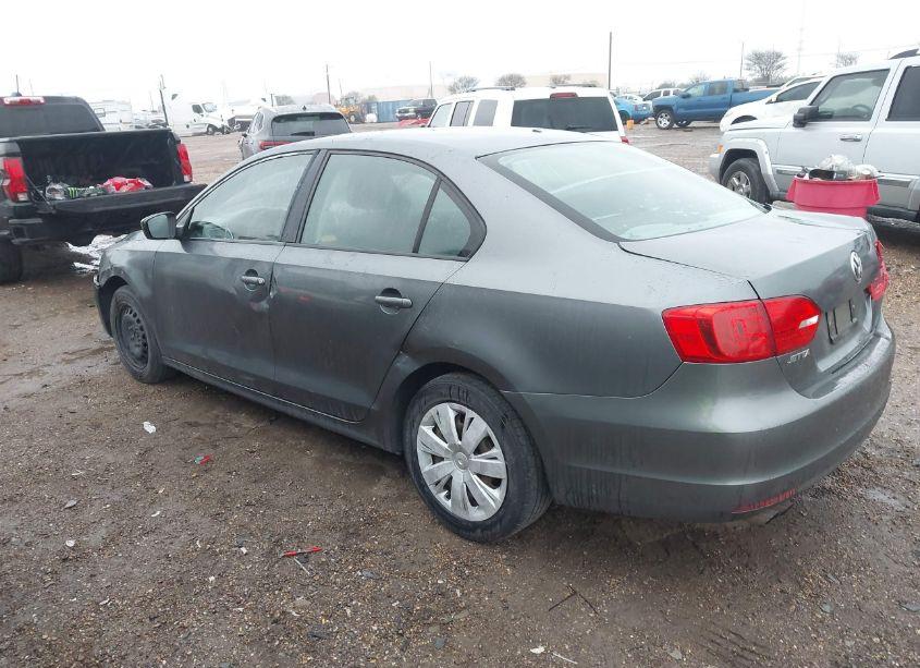 Photo 3 of 2012 Volkswagen Jetta 2.0L S (VIN 3VW2K7AJ5CM347812)