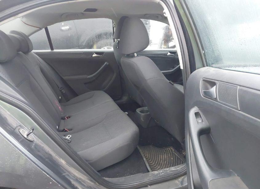 Photo 8 of 2012 Volkswagen Jetta 2.0L S (VIN 3VW2K7AJ5CM347812)