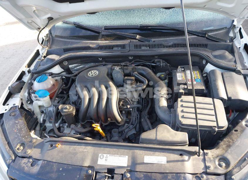 Photo 10 of 2012 Volkswagen Jetta 2.0L S (VIN 3VW2K7AJ5CM470042)