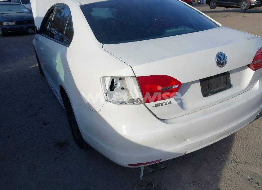 Photo 14 of 2012 Volkswagen Jetta 2.0L S (VIN 3VW2K7AJ5CM470042)