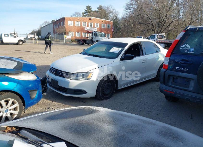 Photo 2 of 2012 Volkswagen Jetta 2.0L S (VIN 3VW2K7AJ5CM470042)