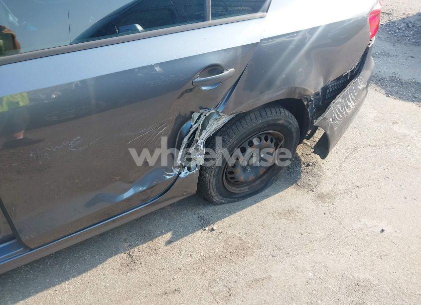 Photo 6 of 2013 Volkswagen Jetta 2.0L S (VIN 3VW2K7AJ5DM317078)