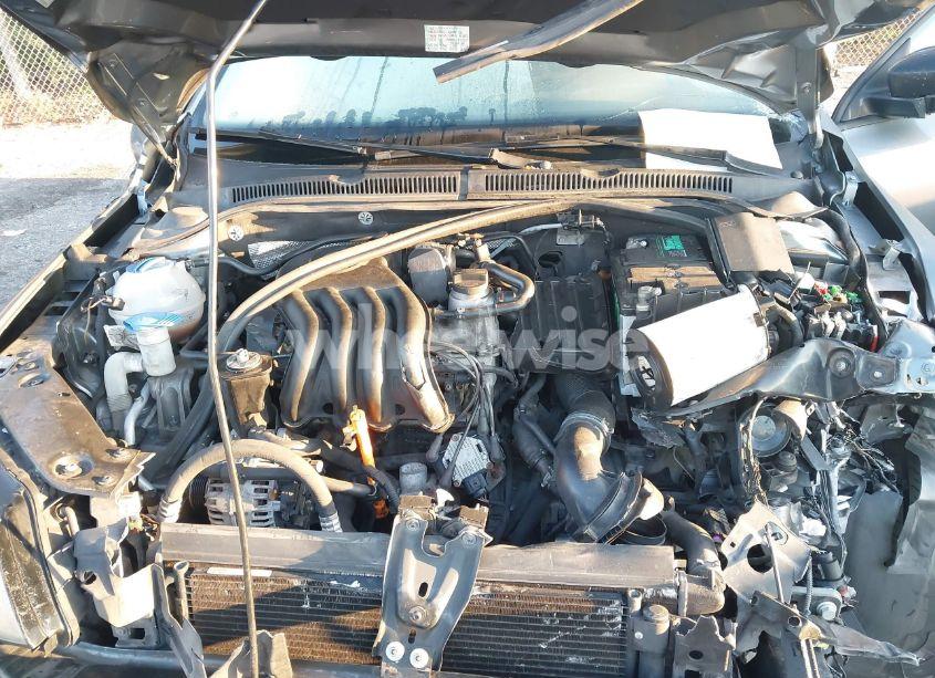 Photo 10 of 2014 Volkswagen Jetta 2.0L S (VIN 3VW2K7AJ5EM222988)