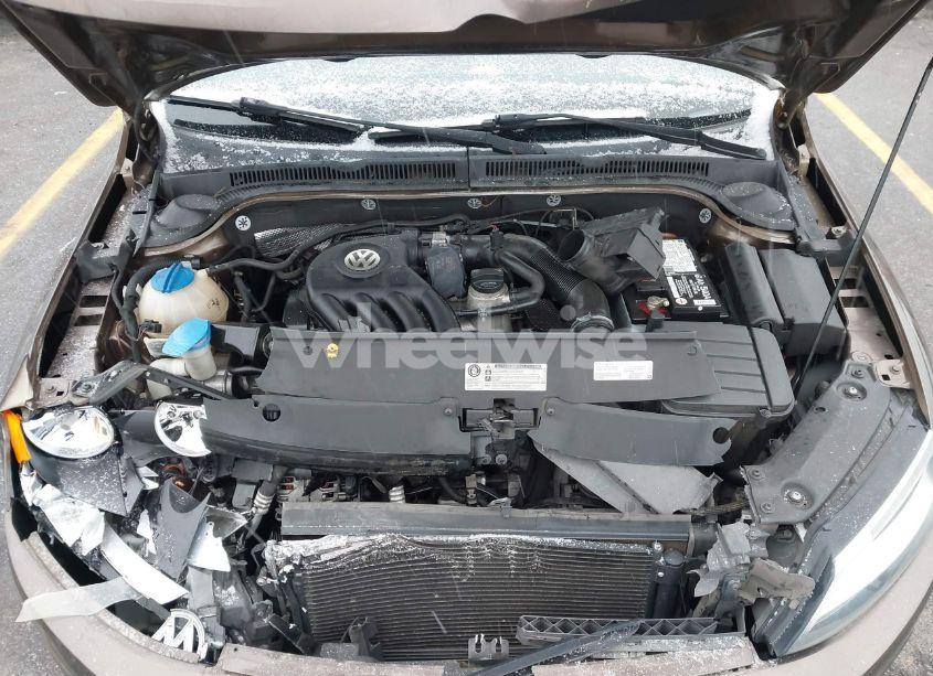 Photo 10 of 2014 Volkswagen Jetta 2.0L S (VIN 3VW2K7AJ5EM232288)
