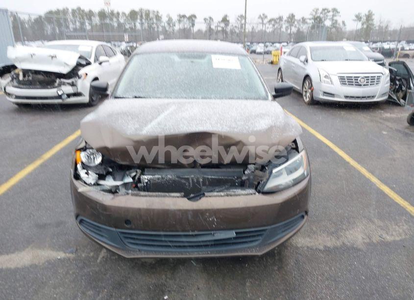 Photo 11 of 2014 Volkswagen Jetta 2.0L S (VIN 3VW2K7AJ5EM232288)