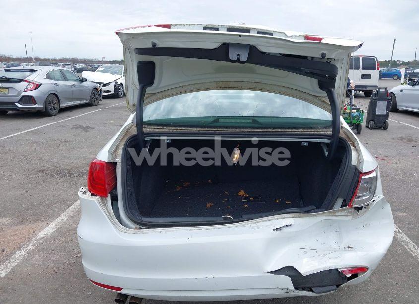 Photo 12 of 2014 Volkswagen Jetta 2.0L S (VIN 3VW2K7AJ5EM329328)