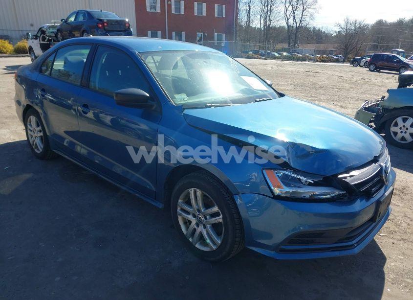 2015 Volkswagen Jetta 2.0L S (VIN 3VW2K7AJ5FM236018) main photo