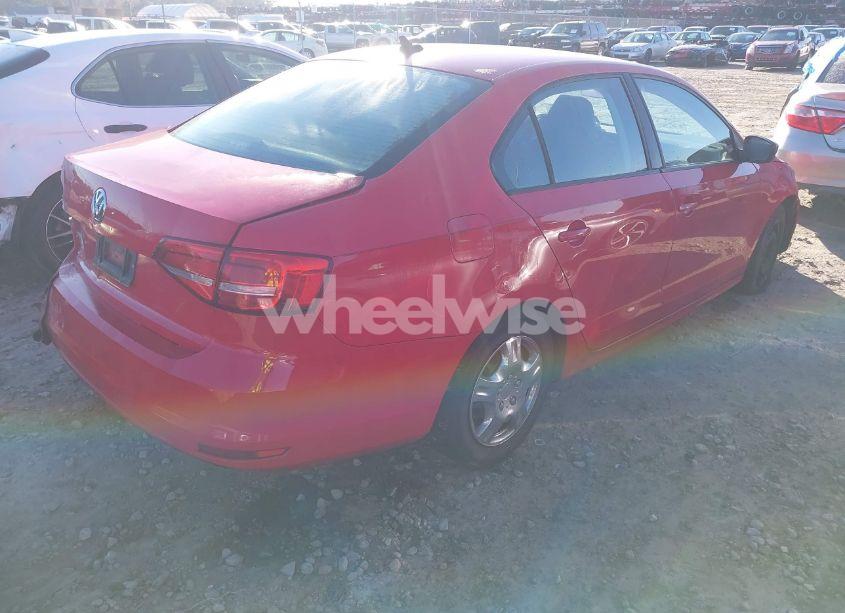 Photo 4 of 2015 Volkswagen Jetta 2.0L S (VIN 3VW2K7AJ5FM419757)