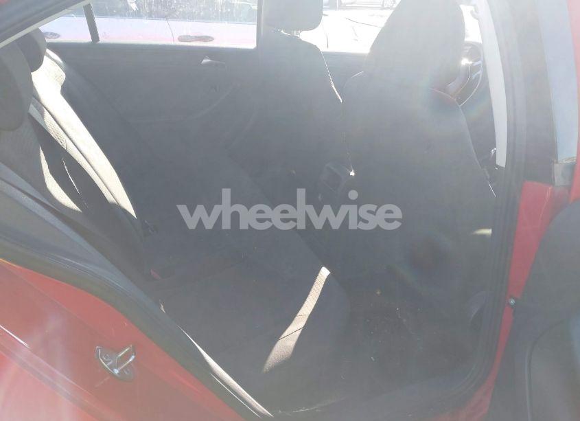 Photo 8 of 2015 Volkswagen Jetta 2.0L S (VIN 3VW2K7AJ5FM419757)