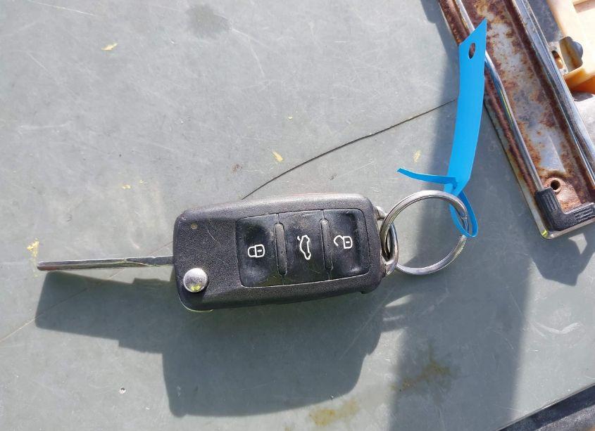 Photo 11 of 2011 Volkswagen Jetta 2.0L S (VIN 3VW2K7AJ6BM390201)