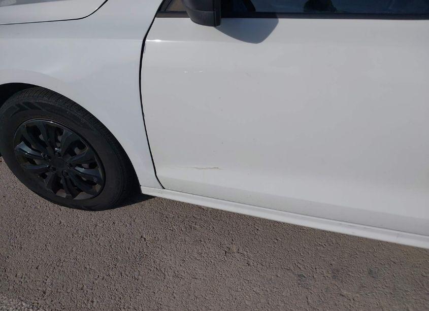 Photo 13 of 2011 Volkswagen Jetta 2.0L S (VIN 3VW2K7AJ6BM390201)