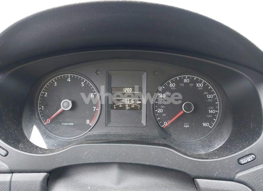 Photo 7 of 2012 Volkswagen Jetta 2.0L S (VIN 3VW2K7AJ6CM357930)