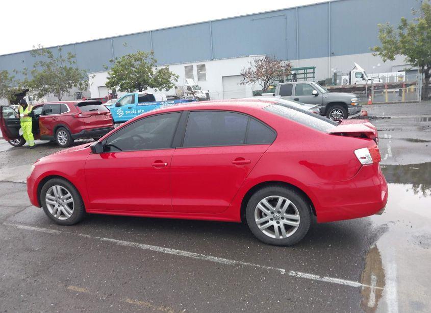 Photo 14 of 2012 Volkswagen Jetta 2.0L S (VIN 3VW2K7AJ6CM375036)