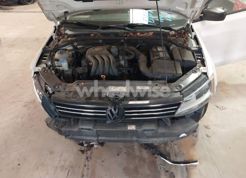 Photo 10 of 2013 Volkswagen Jetta 2.0L S (VIN 3VW2K7AJ6DM252127)