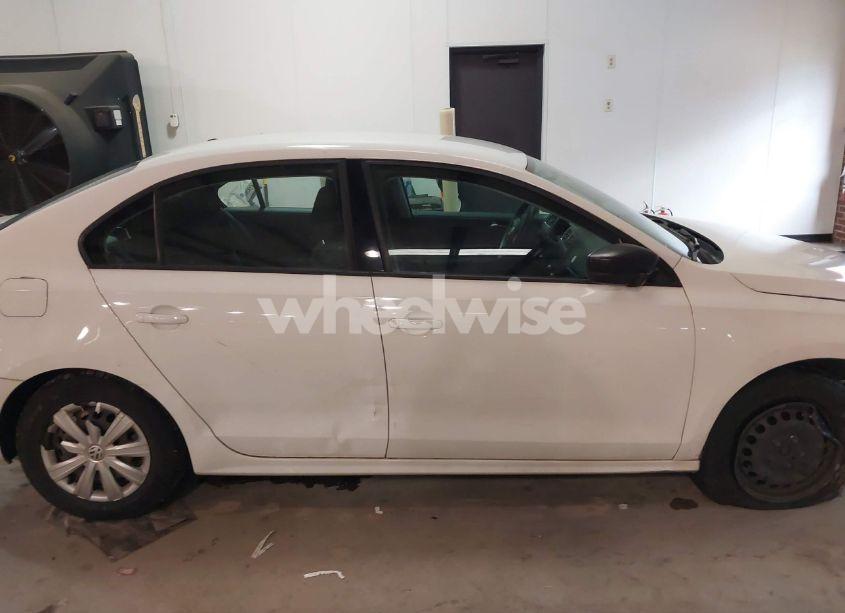 Photo 12 of 2013 Volkswagen Jetta 2.0L S (VIN 3VW2K7AJ6DM252127)