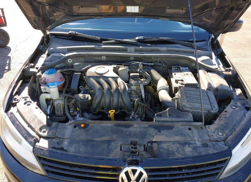 Photo 10 of 2013 Volkswagen Jetta 2.0L S (VIN 3VW2K7AJ6DM275889)