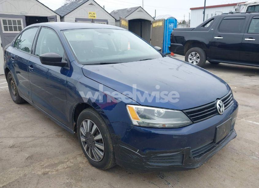 2013 Volkswagen Jetta 2.0L S (VIN 3VW2K7AJ6DM279697) main photo